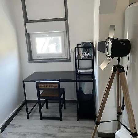 Proche Port Commerces Et Gare A 2h De Paris Holiday home *